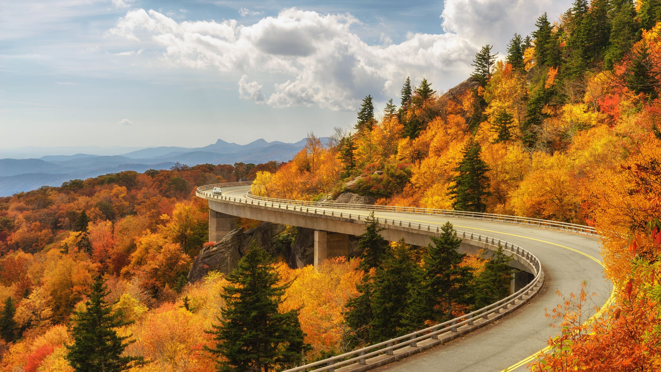 Blue Ridge Parkway - Adobe Stock