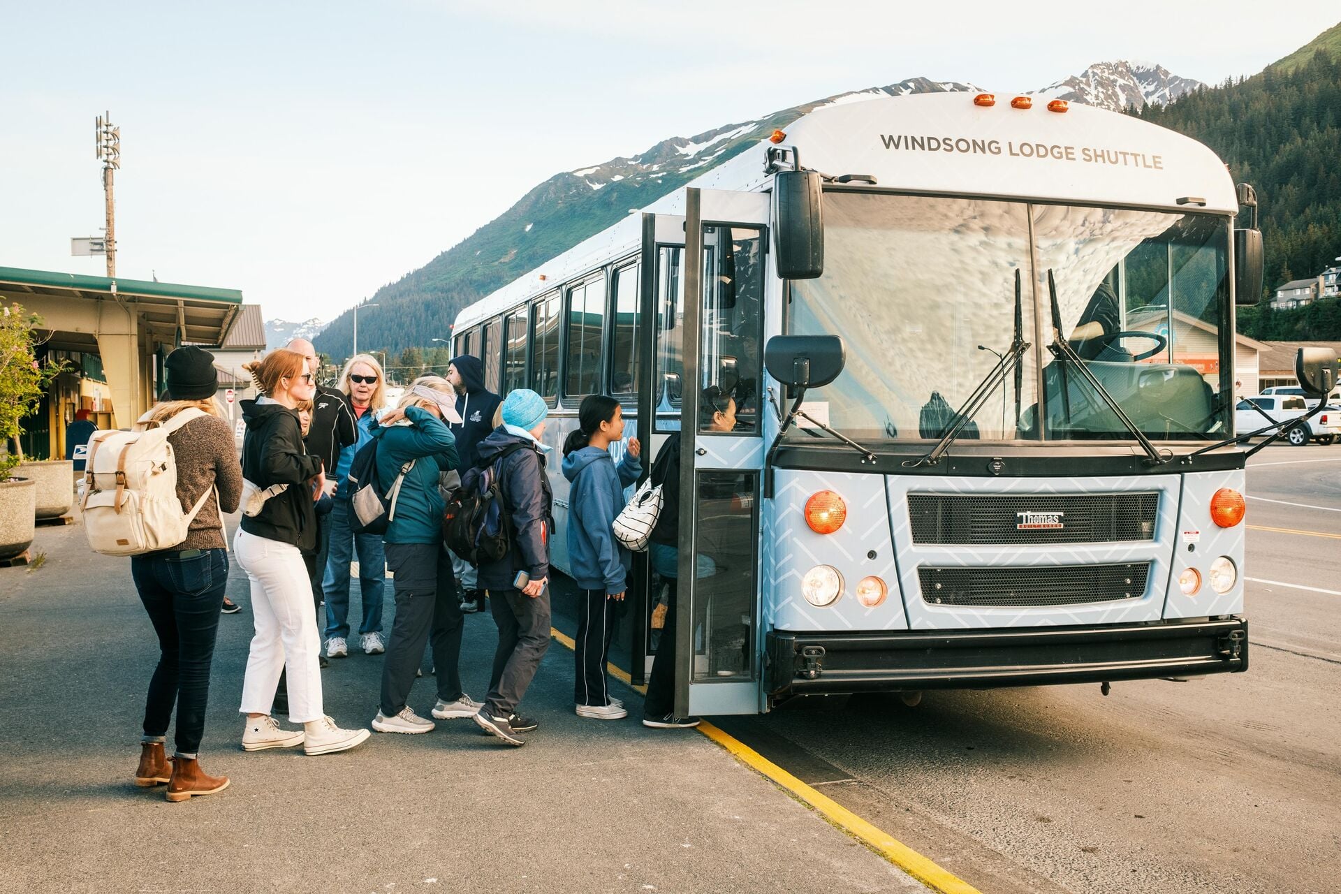 Windsong Lodge Shuttle