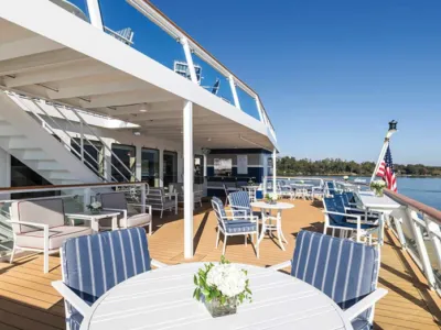 American Glory - Dining