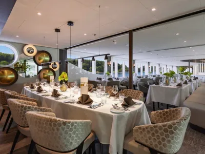 MS Amadeus Cara - Dining