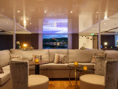 MS Amadeus Imperial - Entertainment