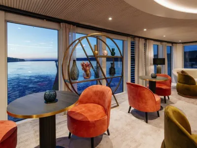 Amadeus Nova - Entertainment