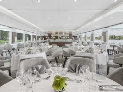 MS Amadeus Queen - Dining