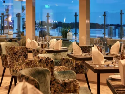 MS Amadeus Riva - Entertainment