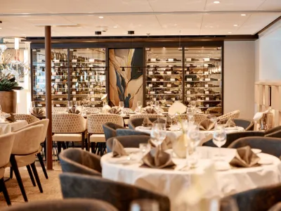 MS Amadeus Riva - Dining