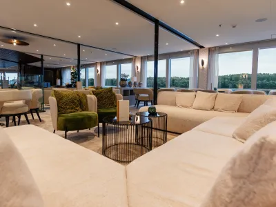 AMADEUS_Nova_Panorama_Bar___Lueftner_Cruises_Amadeus_Volker_Vornehm_3