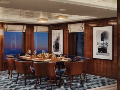 World Traveller - Dining