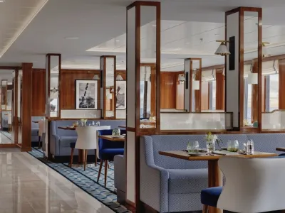 World Traveller - Dining