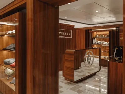 AOV_World_Traveller_Travellers_Choice