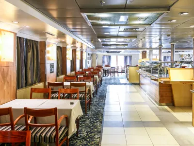Ocean Endeavour - Dining