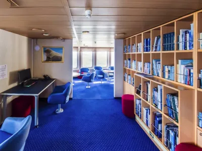 Ocean Nova - Entertainment