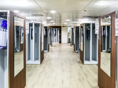 Adventure_Canada_Ocean_Endeavour_mudroom-oe