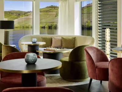 Amadeus Amara - Entertainment