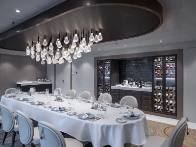 Renaissance - Dining