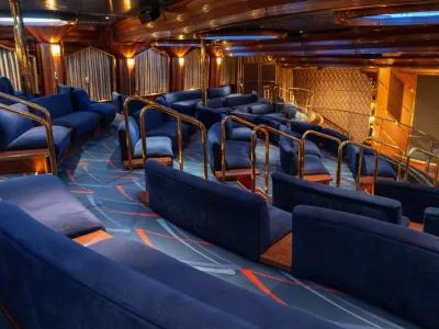 Renaissance - Entertainment