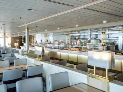 Ambassador_Renaissance_-_Belle-Vue_Restaurant