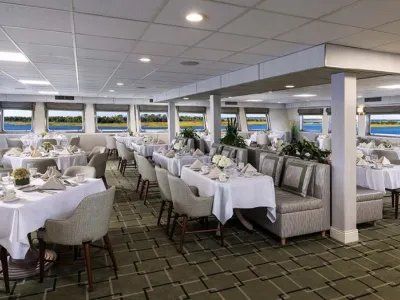 American Independence - Dining