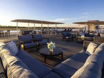 American Independence - Entertainment