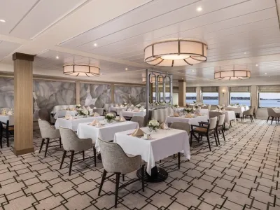 American Eagle - Dining