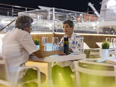 World Voyager - Entertainment