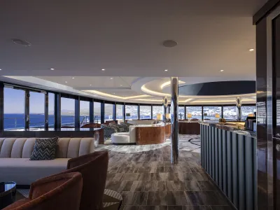 Atlas_Ocean_Voyages__WORLD_NAVIGATOR__Dome_0