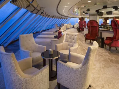 Azamara Onward - Entertainment