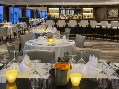 Azamara Onward - Dining