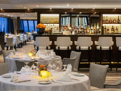 Azamara Pursuit - Dining