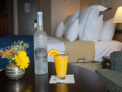 Azamara Journey - Dining