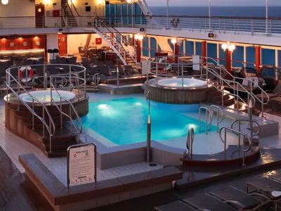 Azamara Pursuit - Entertainment