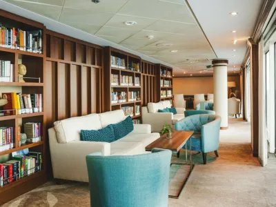 Azamara Pursuit - Entertainment