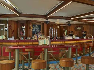 Carnival Glory - Entertainment