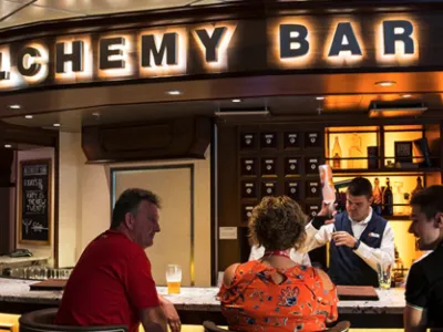 Carnival Glory - Entertainment