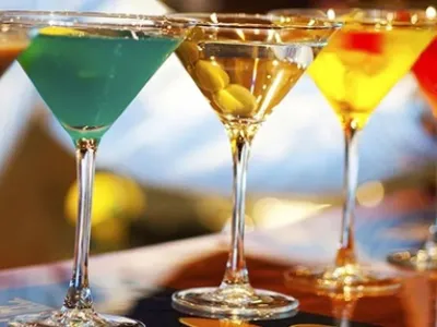 Carnival Glory - Entertainment