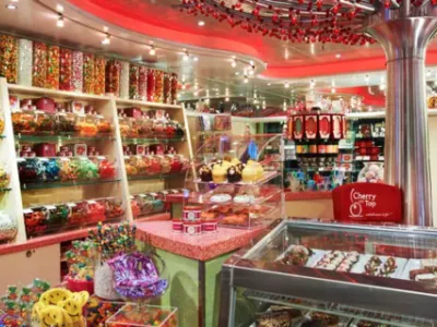 Carnival Luminosa - Entertainment