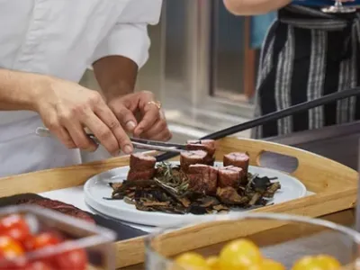 Carnival Luminosa - Dining