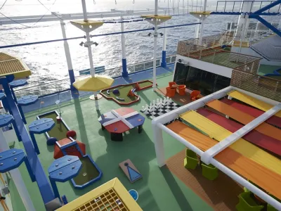 Carnival Panorama - Entertainment