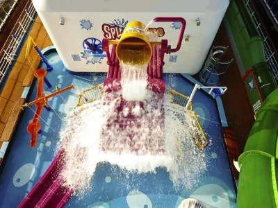 Carnival Pride - Entertainment