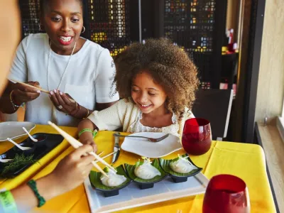 Carnival Horizon - Dining