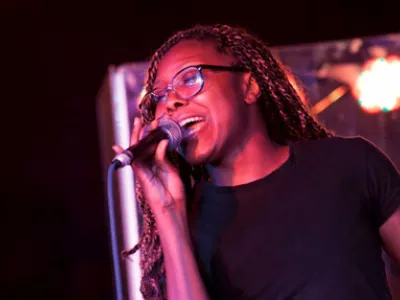 Carnival Glory - Entertainment