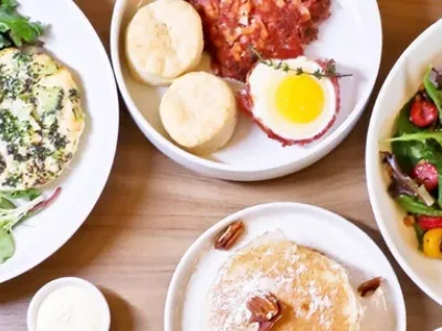 Carnival Luminosa - Dining