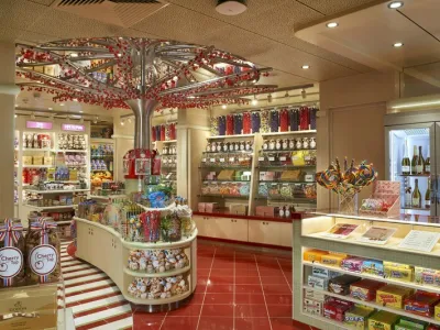 Carnival Mardi Gras - Entertainment