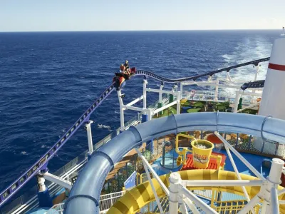 Carnival Mardi Gras - Entertainment