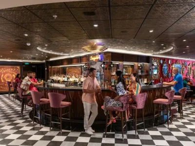 Carnival Mardi Gras - Entertainment