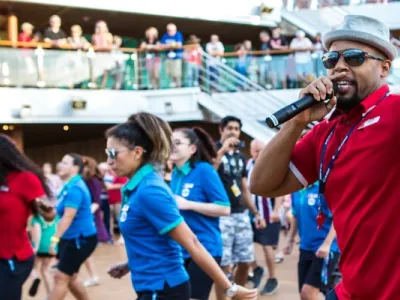 Carnival Glory - Entertainment