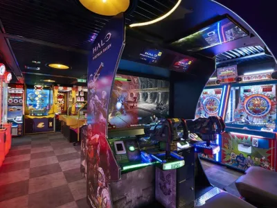 Carnival Pride - Entertainment