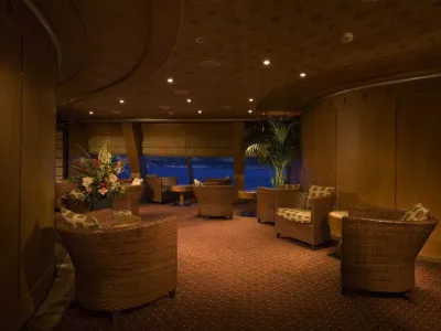 Carnival Splendor - Health & Fitness