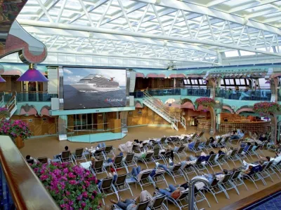 Carnival Splendor - Entertainment