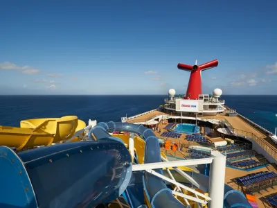 Carnival Sunrise - Entertainment