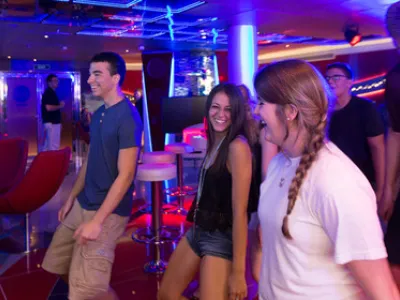 Carnival Miracle - Kids & Teens